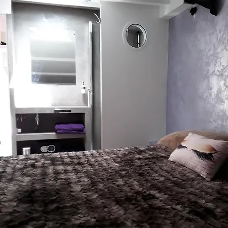 D'hotes Naturiste, Village Naturiste Cap D'agde, Draps, Serviette, Cafe, Menage Inclus En Fin De Sejour