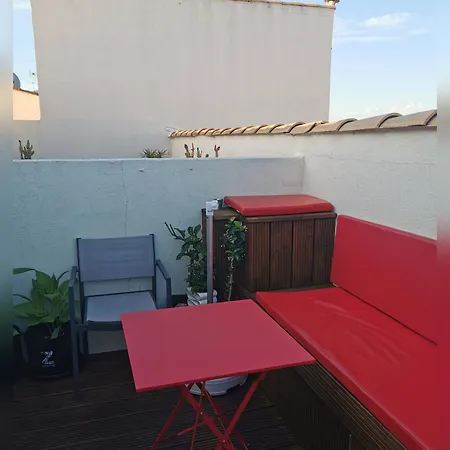 Bed & Breakfast D'hotes Naturiste, Village Naturiste Cap D'agde, Draps, Serviette, Cafe, Menage Inclus En Fin De Sejour Agde