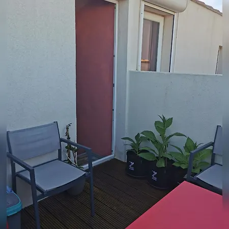 Bed & Breakfast D'hotes Naturiste, Village Naturiste Cap D'agde, Draps, Serviette, Cafe, Menage Inclus En Fin De Sejour