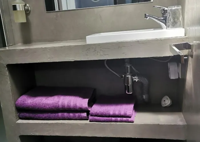 Bed & Breakfast D'hotes Naturiste, Village Naturiste Cap D'agde, Draps, Serviette, Cafe, Menage Inclus En Fin De Sejour