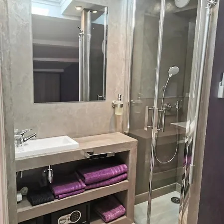 Bed & Breakfast D'hotes Naturiste, Village Naturiste Cap D'agde, Draps, Serviette, Cafe, Menage Inclus En Fin De Sejour