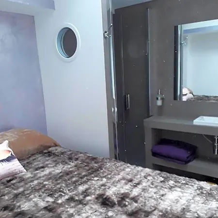 D'hotes Naturiste, Village Naturiste Cap D'agde, Draps, Serviette, Cafe, Menage Inclus En Fin De Sejour Agde